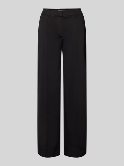Produktfoto, schwarze Wide Leg Stoffhose mit fixierten Bügelfalten Modell 'KATE' von ICHI im Material-Mix mit Viskose-Anteil, Paspeltaschen am Gesäß.