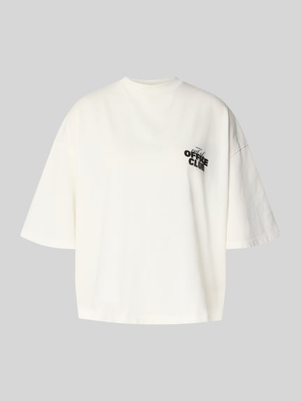 Produktfoto, Cropped Oversized T-Shirt mit Label-Print von Karo Kauer, reine Baumwolle, weiß, Rundhalsausschnitt, lockerer Schnitt