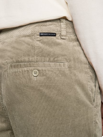 Tom Tailor Denim Relaxed Fit Cordhose aus Baumwoll-Mix Mittelbraun 3