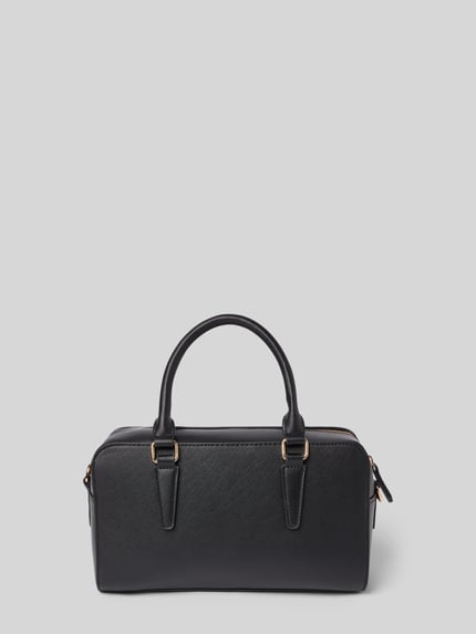 Produktfoto, schwarze Shoulder Bag mit Logo-Applikation Modell 'Zero' von VALENTINO BAGS in Leder-Optik, goldene Details, strukturierte Oberfläche, Maße ca. 31x17x8 cm, abnehmbarer Tragehenkel, längenverstellbarer Schulterriemen