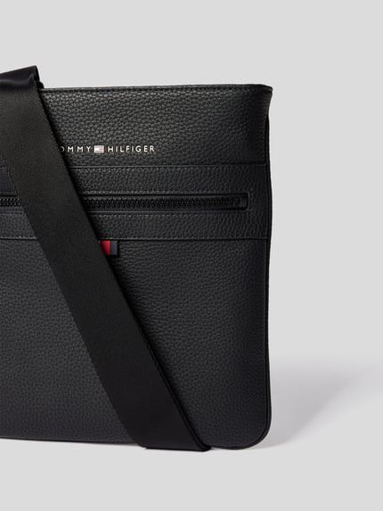 Tommy Hilfiger Torebka na długim pasku z nadrukiem z logo Czarny 3