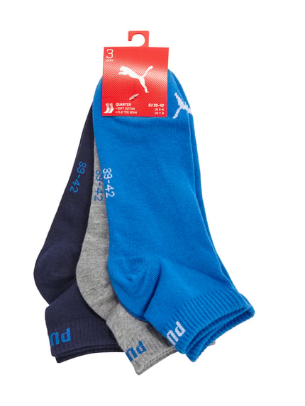 Produktfoto, Sneakersocken mit Logo im 3er-Pack von Puma, bawełniany mix, elastyczne, dopasowane, logo, kolory: niebieski, szary, granatowy