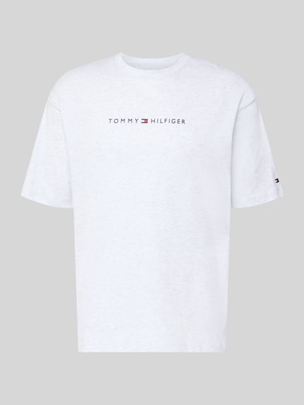 Produktfoto, Regular Fit T-Shirt aus reiner Baumwolle von Tommy Hilfiger in Uni-Optik, weiß, Label Print, Rundhals, Jersey-Struktur