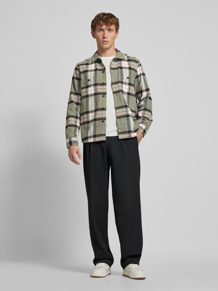 OLYMP Level 5 Slim Fit Hemdjacke mit Brusttaschen Oliv 1