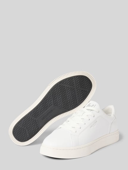 Produktfoto, Sneaker aus Leder mit Label-Detail Modell 'Julien' von HECHTER PARIS in Weiß, Abgerundete-Spitze, Schnürung, Strukturierte Gummisohle, Herren Sneaker, Absatzhöhe: 4 cm, Schafthöhe: 8 cm, Schaftweite: 10 cm