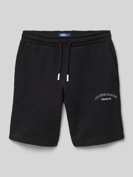 Produktfoto, Shorts mit Logo-Print Modell 'GORDON' von Jack & Jones aus schwarzem Baumwoll-Mix, elastischer Bund, seitliche Taschen, Loose Fit.