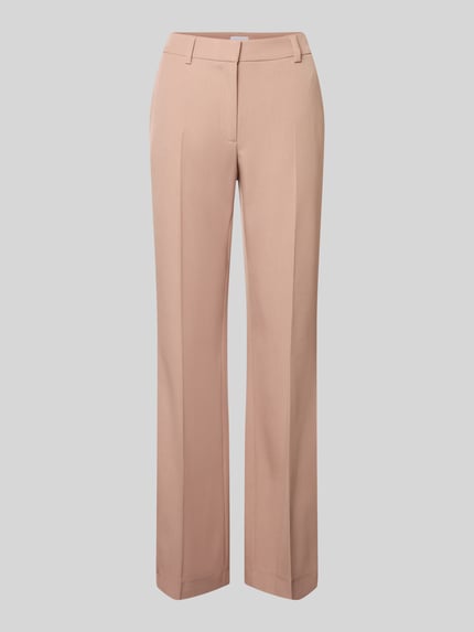 Produktfoto, Stoffhose mit Gesäßtasche von Jake*s Collection in hellem Beige, lockerer Schnitt, Bundfalten, glatte Textur, Stretch-Anteil