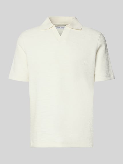 Produktfoto, Regular Fit Poloshirt mit Polokragen Modell 'SAMAC' von Samsøe Samsøe, kurzärmelig, gerade Form, strukturierte Oberfläche, cremeweiß