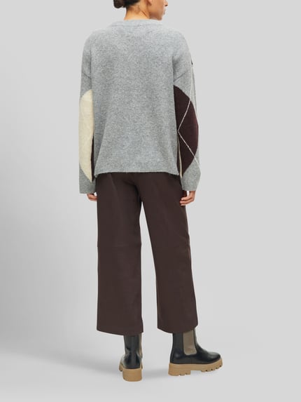 s.Oliver RED LABEL Pullover mit überschnittenen Ärmeln Hellgrau 4
