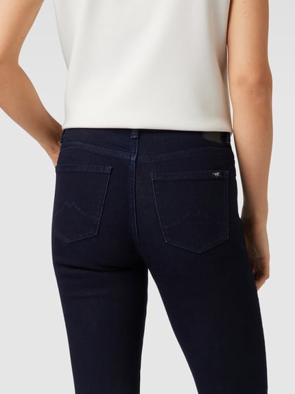 Mustang Jeansy o kroju slim fit z dodatkiem streczu model ‘Crosby Relaxed Slim’ Granatowy 3