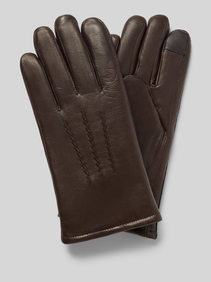 Produktfoto, Handschuhe aus echtem Leder mit Touchscreenfunktion von Akaroa, heren handschoenen van echt leer met touchfunctie, trensje met drukknoopsluiting, siernaden, gladde bruine textuur.