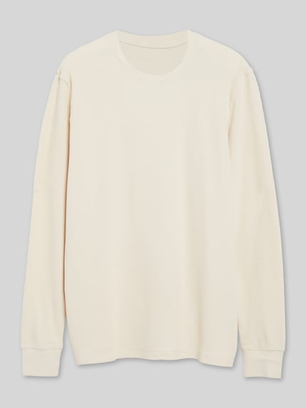 Produktfoto, Regular Fit Langarmshirt aus reiner Baumwolle von s.Oliver RED LABEL in Creme, glatte Struktur, gerade Form, weiße Oberfläche