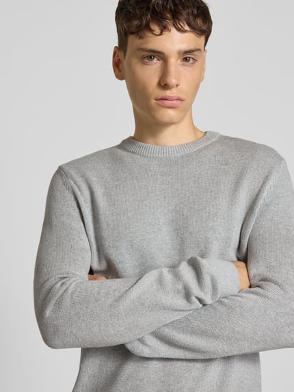 REVIEW Strickpullover mit Rundhalsausschnitt Hellgrau Melange 3