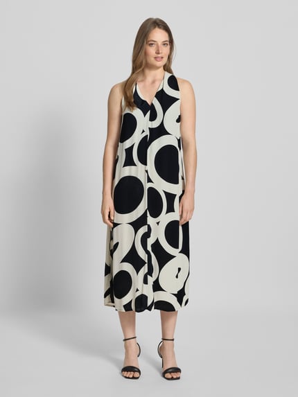 someday. Midikleid aus Viskose mit V-Ausschnitt Modell 'Qedira print' Black 4