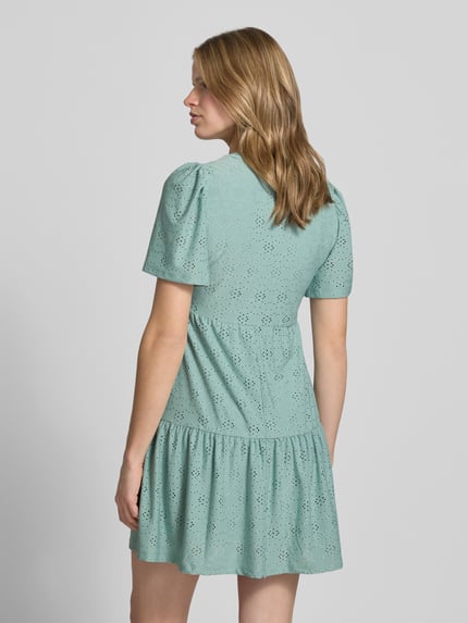 ONLY Mini-Freizeitkleid mit Lochstickmuster Modell 'SMILLA LIFE' Schilf 5