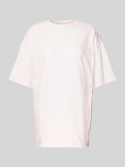 REVIEW T-shirt o kroju oversized z nadrukiem z logo Różowawy 2