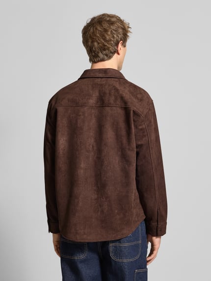 ONLY & SONS Regular Fit Jacke in Velourslederoptik mit Brustpattentaschen Modell 'RAVI' Dunkelbraun 5
