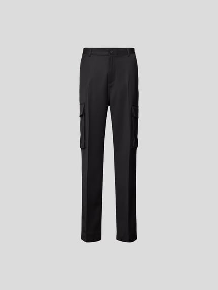 Spodnie cargo o kroju regular fit z wpuszczanymi kieszeniami Shop The Look MANNEQUINE