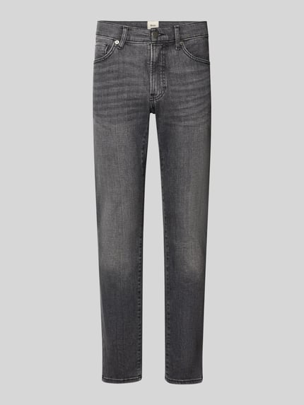 Productfoto, Modern Fit jeans uit katoenmix Model 'Chuck' van Brax, grijs denimlook, 5-pocketmodel, twill, labelpatch, labeldetail