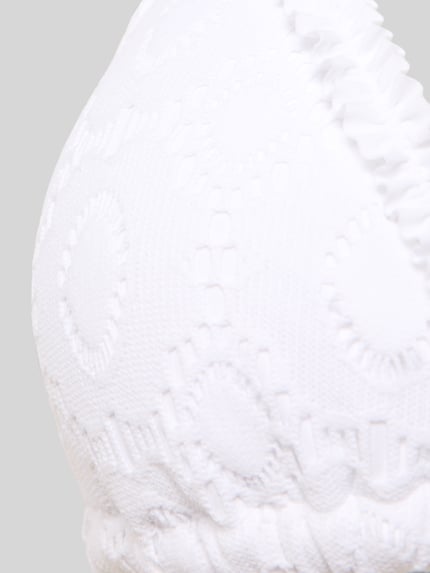 Produktfoto, Bikini-Oberteil mit Allover-Crochet-Optik Modell 'Crico' von Banana Moon, mieszanka bawełny, efekt: wzór na całej powierzchni, detale z marszczeniem, kolor biały, tekstura szydełkowa