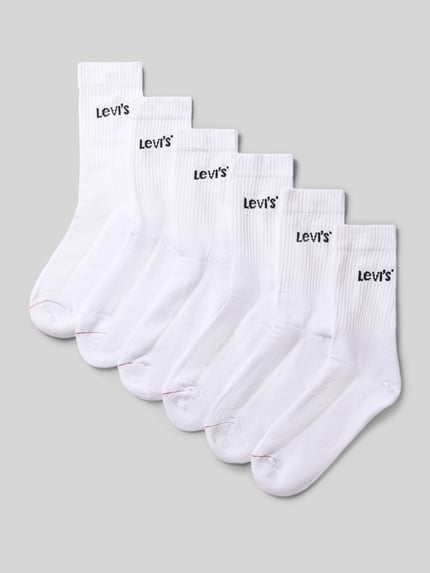 Produktfoto, weiße Socken aus Baumwoll-Mix im 3er-Pack von Levi's® vor grauem Hintergrund, Struktur fein gerippt, Herren Socken