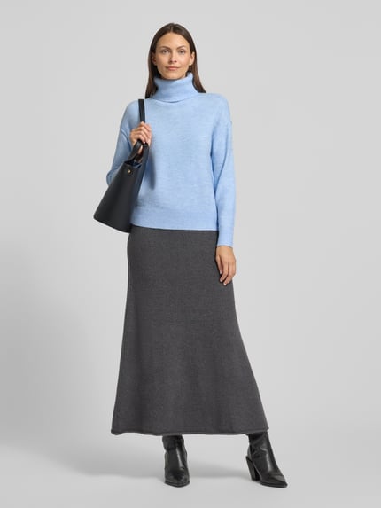 Christian Berg Woman Relaxed Fit Rollkragenpullover in Strick-Optik Hellblau 1