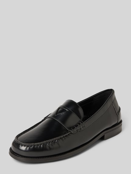 Produktfoto, Loafer aus echtem Leder Modell 'Rossio' von Guess in Schwarz mit glatter Sohle, abgerundete Passform, Absatzhöhe 3 cm, Schafthöhe 8 cm, Schaftweite 6 cm