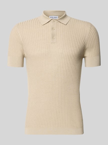 Produktfoto, Slim Fit Poloshirt aus Viskose-Mix mit Leinen-Anteil von Antony Morato, Strick-Optik, Polokragen, beige, Rückenlänge 70 cm, Größe M