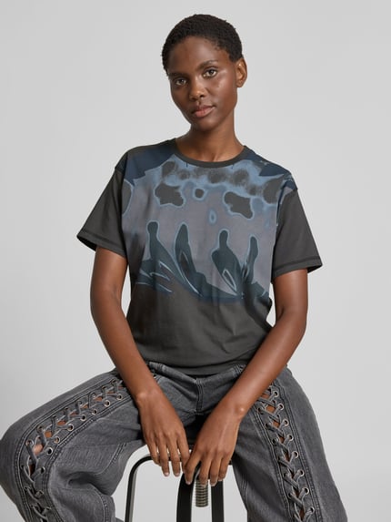 Diesel T-shirt o kroju regular fit z nadrukiem z motywem Ciemnoszary 3