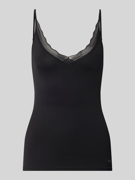 Produktfoto, czarne top Slim Fit Top mit Spitzenbesatz Modell 'Go Blush' od Sloggi, obszycie koronką, krój slim fit, cienkie ramiączka