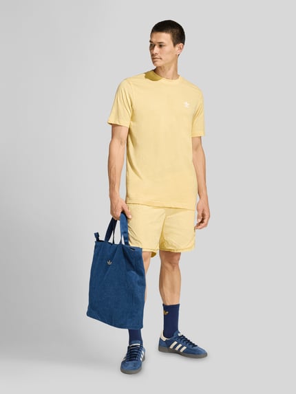 adidas Originals Regular Fit T-Shirt aus reiner Baumwolle mit Logo-Stitching Hellgelb 1