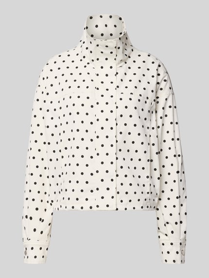 Produktfoto, Jacke mit Stehkragen Modell 'CALLISA DOT' von Neo Noir, krój regular fit, białe tło, czarne kropki, długość tyłu w rozmiarze 36: 53 cm, szerokość ramion w rozmiarze 36: 53 cm, szerokość klatki piersiowej w rozmiarze 36: 56 cm, długość rękawa w rozmiarze 36: 54 cm