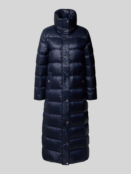 Produktfoto, granatowy Daunenmantel mit Stehkragen und seitlichen Reißverschlüssen od Lauren Ralph Lauren, prosty krój, pikowana tekstura.