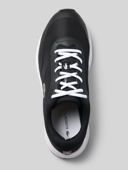 Productfoto, Low Top Sneaker uit mesh model 'NEO RUN ACE' van Lacoste, zwart, afgeronde neus, vlakke hak, logo-stiksel, labelprint, vetersluiting, gestructureerde zool, effen look, materiaal mesh