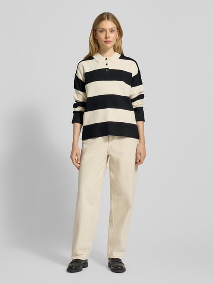 VERO MODA Sweter z dzianiny o kroju regular fit z mieszanki wiskozy model ‘SABA’ Czarny 1