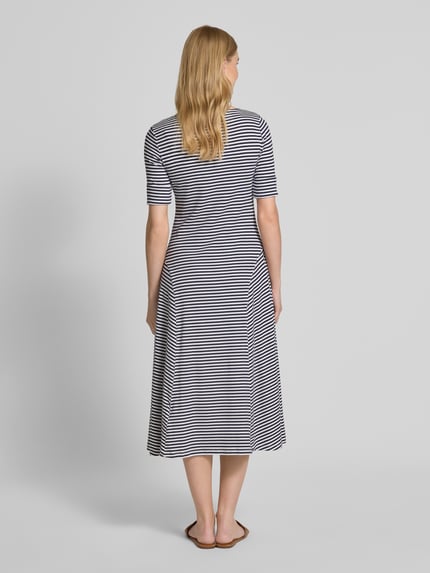 Christian Berg Woman Midikleid mit 1/2-Arm Blau 5