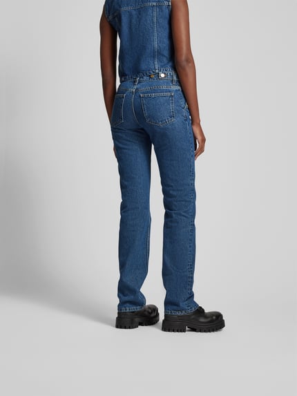 Filippa K Jeansy o kroju straight fit z ozdobnymi guzikami Jeansowy niebieski 5