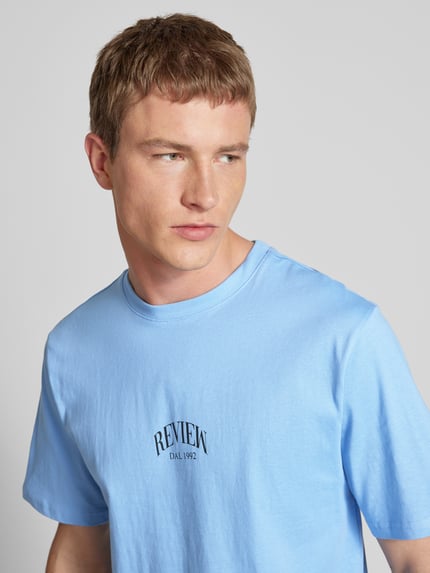 REVIEW T-Shirt mit Label-Print Hellblau 3