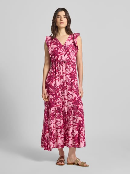 Vrouwenmodel draagt midi-jurk uit zuiver viscose met A-lijn, all-over look, ruches en vetersluiting, model 'Samo' van LOLLYS LAUNDRY, vooraanzicht van het volledige lichaam.