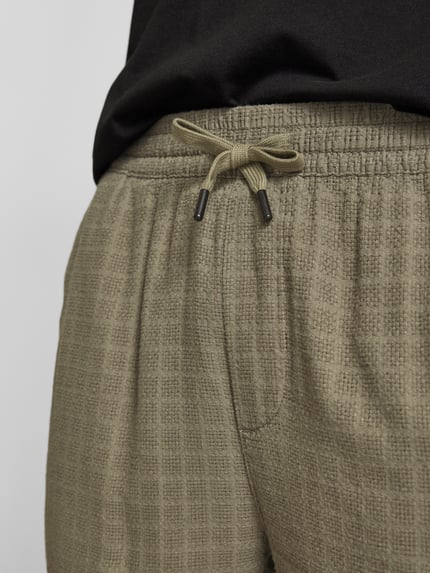 ONLY & SONS Loose Fit Shorts aus Viskose-Mix mit Leinen-Anteil Modell 'TEL' Oliv 3
