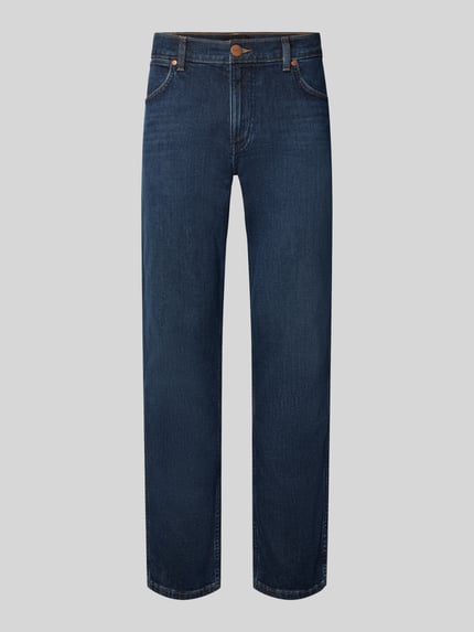 Produktfoto, dunkelblaue Straight Fit Jeans aus Baumwoll-Mix Modell 'Greensboro' von Wrangler, glatte Struktur, Herren Straight Fit Jeans von Wrangler