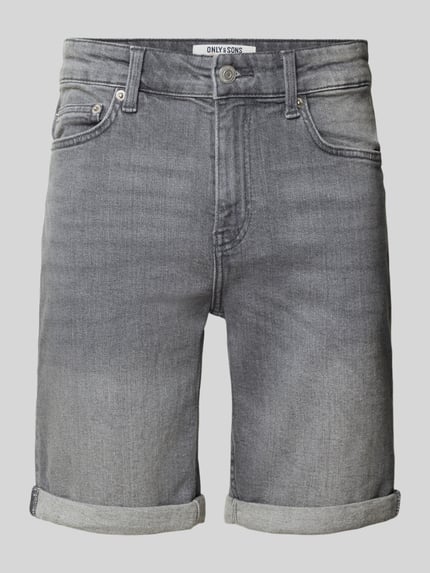Produktfoto, Regular Fit Jeansshorts aus Baumwoll-Mix Modell 'PLY' von Only & Sons, denim szary, szlufki na pasek, 5 kieszeni, naszywka z logo, zakończenia nogawek z mankietem, materiał: mieszanka bawełny
