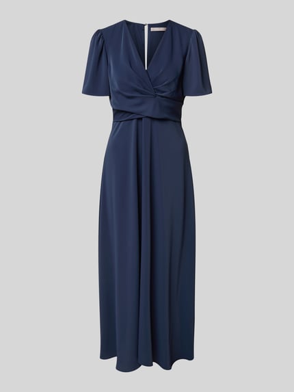 Produktfoto, Cocktailkleid mit V-Ausschnitt von Christian Berg Cocktail w kolorze granatowym, A-linia, długość midi, detal węzeł, długość tyłu w rozmiarze 36: 128 cm, szerokość w rozmiarze 36: 40 cm, długość rękawa w rozmiarze 36: 26 cm, gładka tekstura
