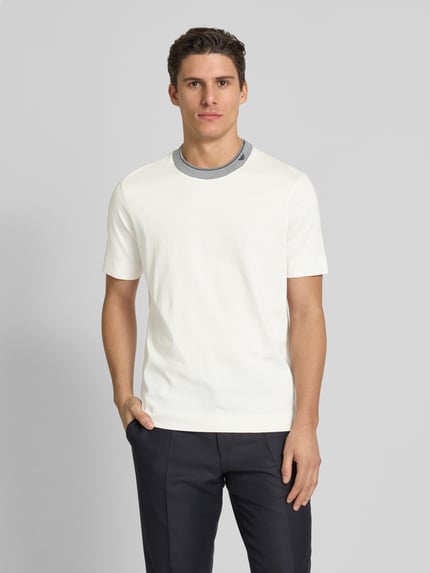 Emporio Armani T-Shirt mit Label-Stitching Offwhite 4