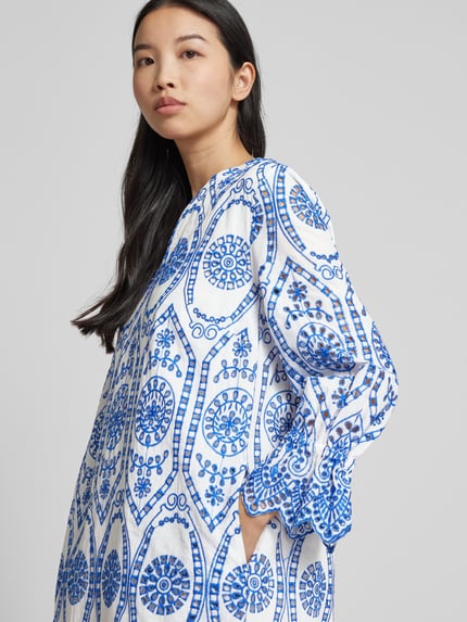 White Label Knielanges Kleid mit Lochstickerei Marine 3