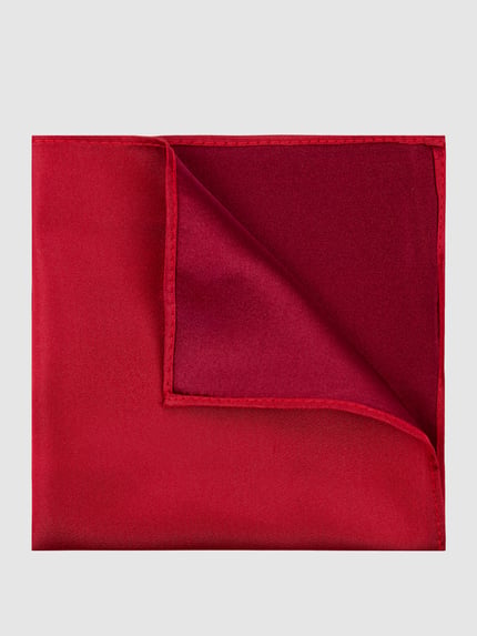 Produktfoto, Fein strukturiertes Einstecktuch aus Seide von Monti in Rot, quadratische Form, glatte Oberfläche, Maße 27 x 28 cm