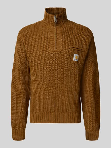 Produktfoto, Troyer mit Brustleistentasche Modell 'DETROIT' von Carhartt Work In Progress aus braunem Woll-Mix, grobe Strickstruktur, Sicht auf Vorderseite