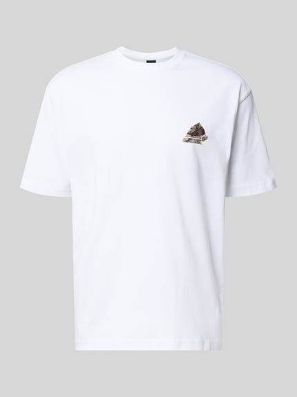 Produktfoto, białe tło, biała gładka faktura, krój regular fit, model 'TE_FRAME' od BOSS na męski t-shirt BOSS Orange
