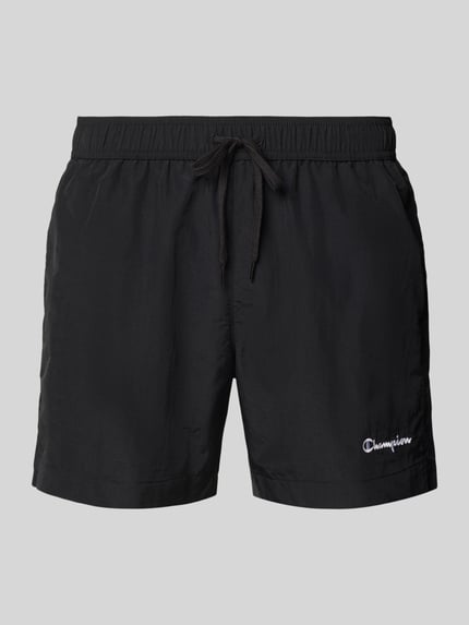 Produktfoto, schwarze Badehose mit elastischem Bund und Label-Stitching von CHAMPION, Regular-Fit, Tunnelzug, leichte Struktur