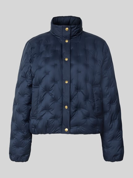 Produktfoto, dunkelblaue Regular Fit Daunenjacke mit Logo-Stitching von Tommy Hilfiger, goldene Knöpfe, glatte Struktur, Damen Daunenjacke
